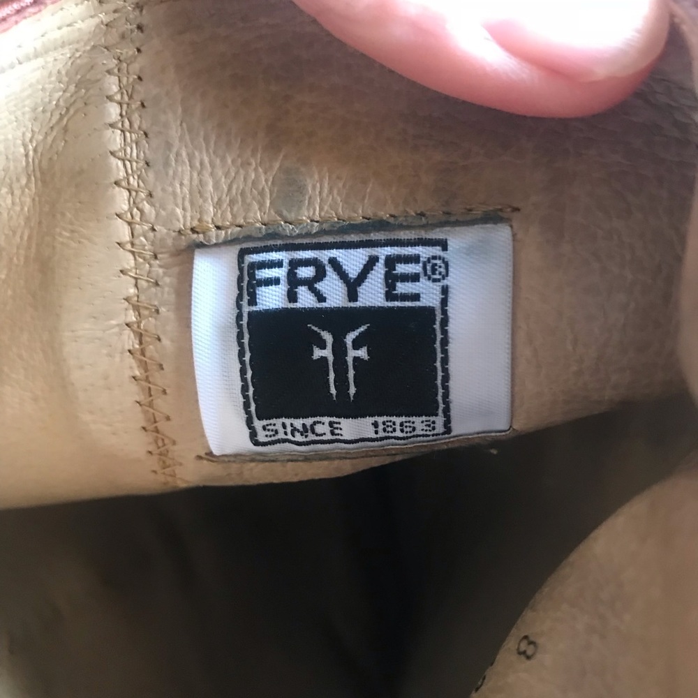 FRYE Boots 8B - Picture 4 of 6